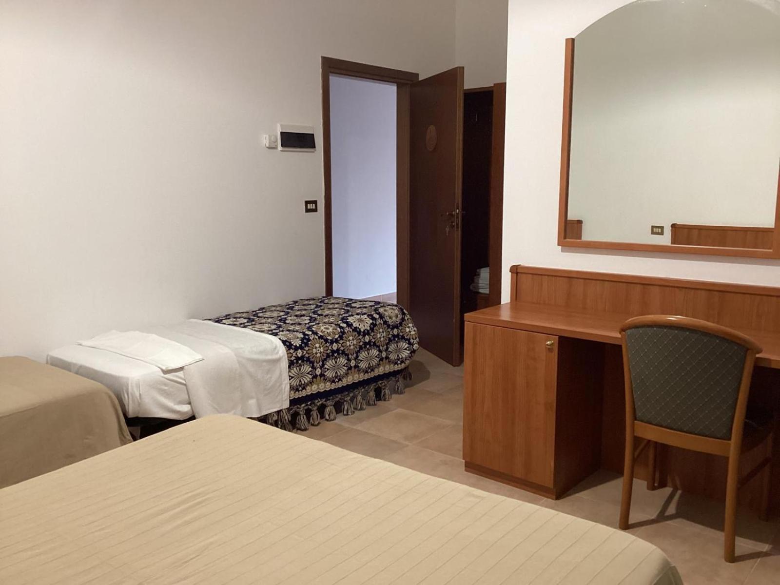 La Locanda Del Brigante Farindola Esterno foto