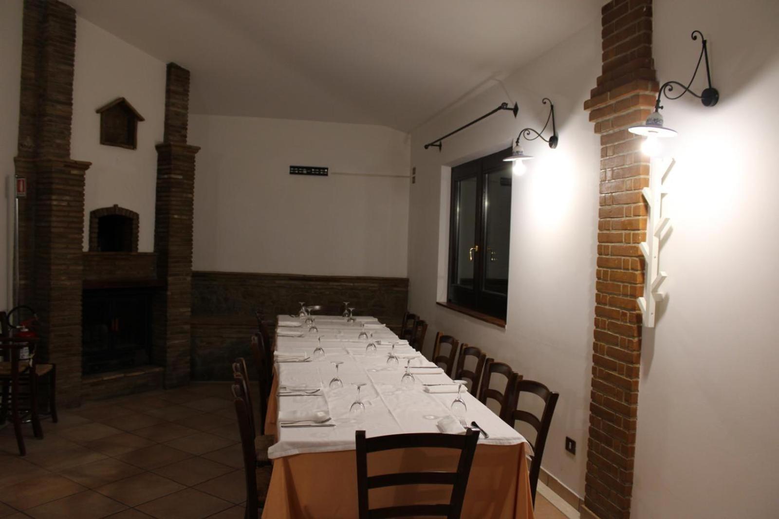 La Locanda Del Brigante Farindola Esterno foto